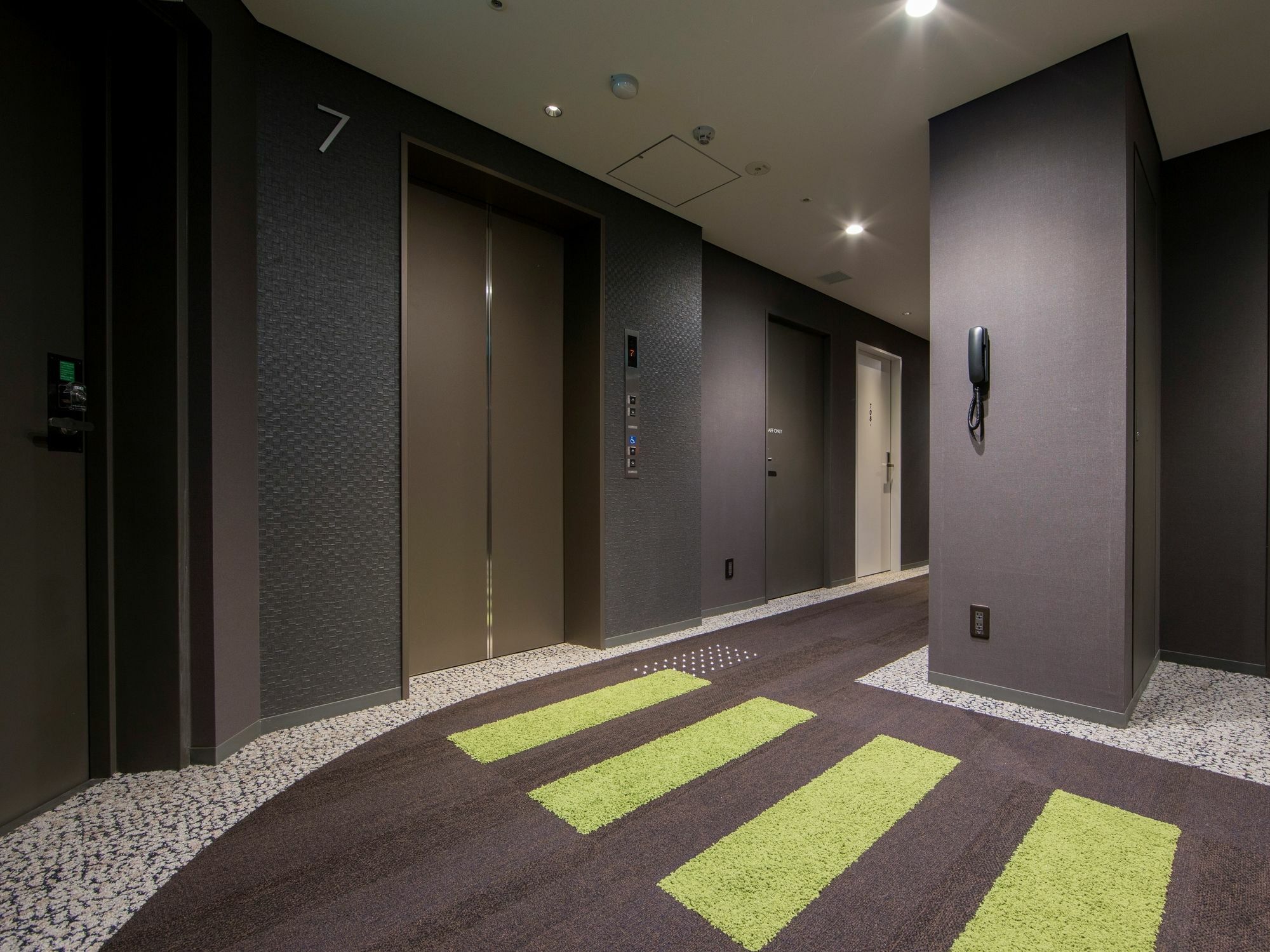 Karaksa Hotel Osaka Shinsaibashi I Exteriör bild